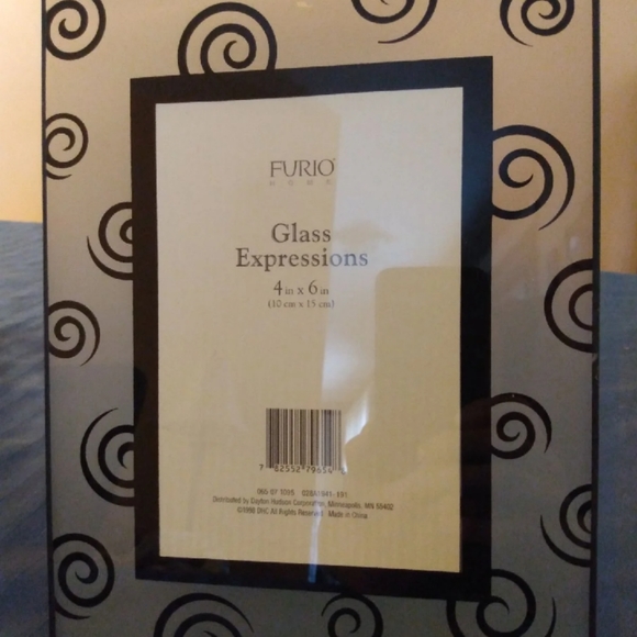 Glass Etched Picture Frame - Picture 4 of 5
